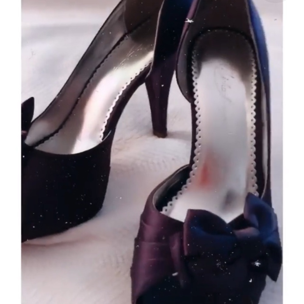 Purple heel